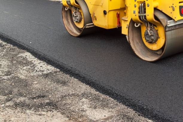 Best Interlocking Driveway Pavers  in Dousman, WI